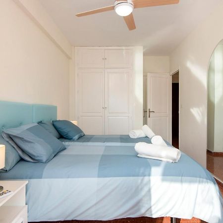 Apartamento Alef Apartment Torremolinos Bagian luar foto