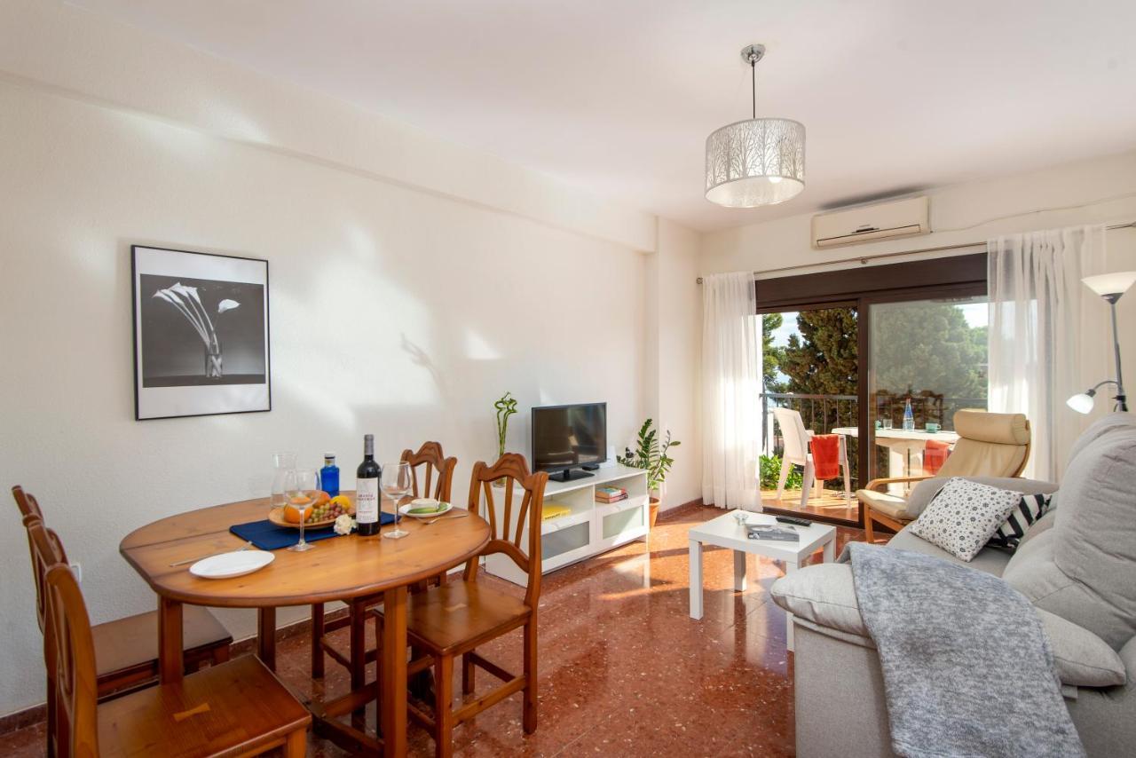Apartamento Alef Apartment Torremolinos Bagian luar foto