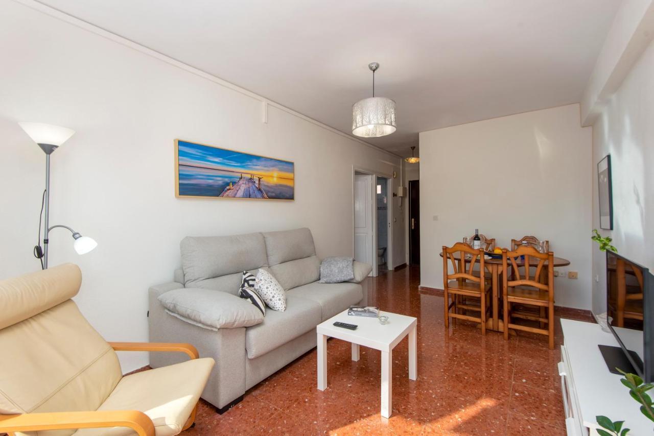 Apartamento Alef Apartment Torremolinos Bagian luar foto