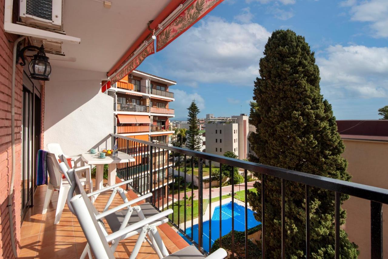 Apartamento Alef Apartment Torremolinos Bagian luar foto