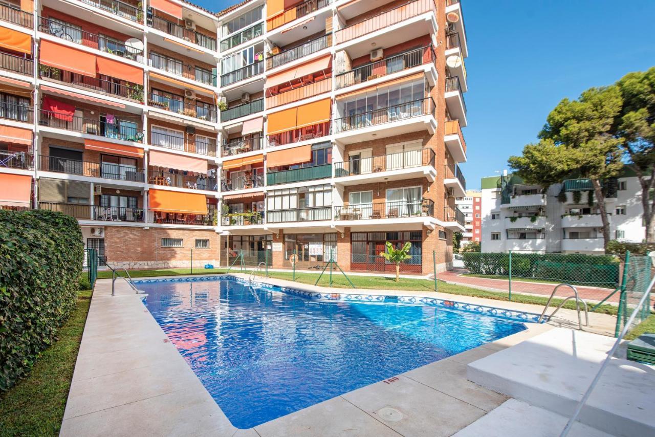 Apartamento Alef Apartment Torremolinos Bagian luar foto